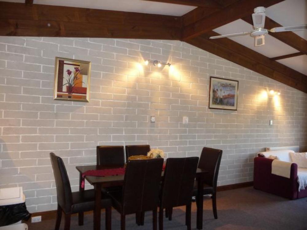 Alpenhorn Holiday Units Mount Beauty Esterno foto